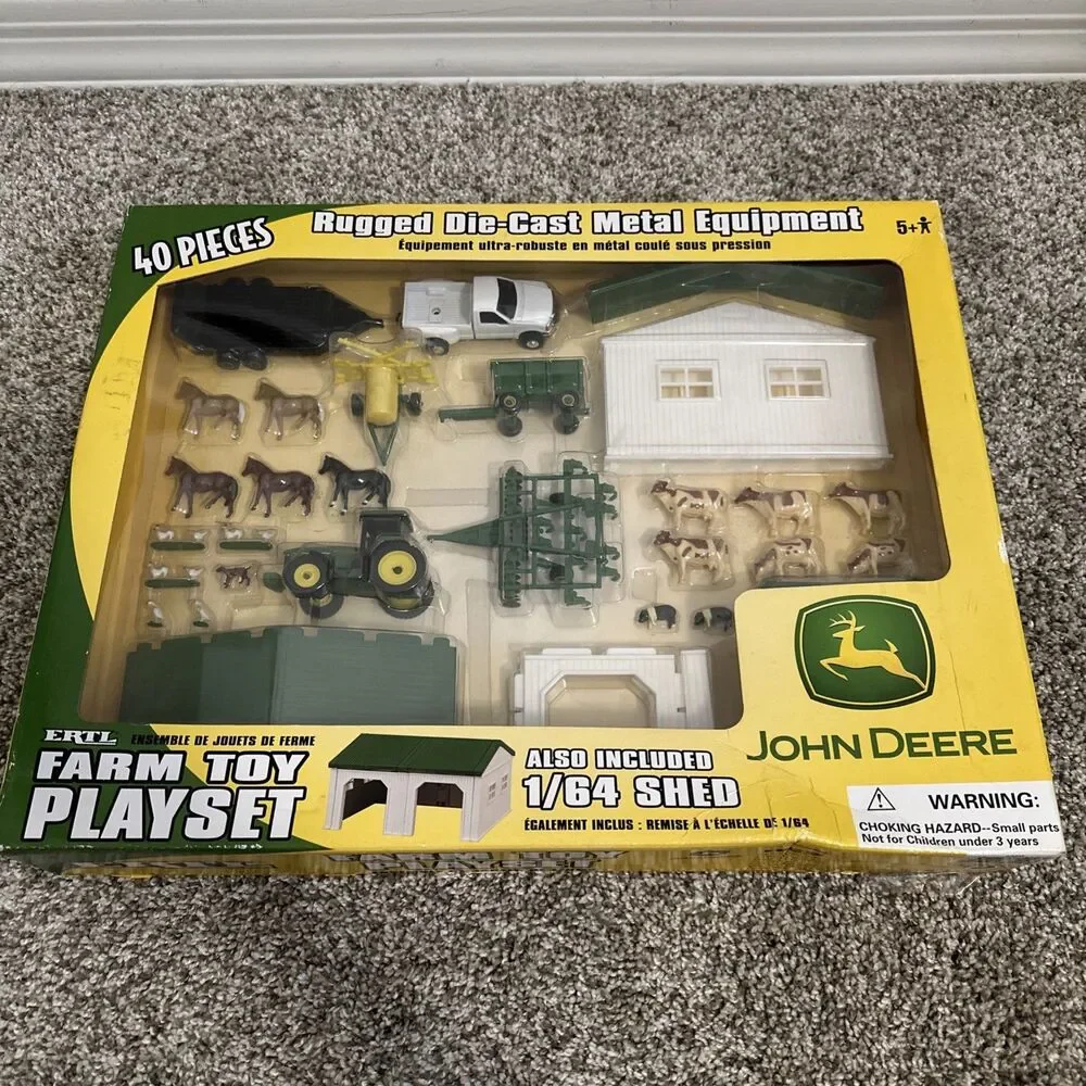 1/64 Ertl Farm Country John Deere Shed & Equipment Set 2004 Hard to Find 40 Pcs